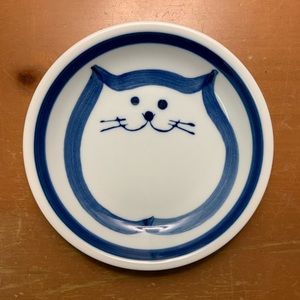 *Free gift with bundle!* Adorable cat jewelry dish